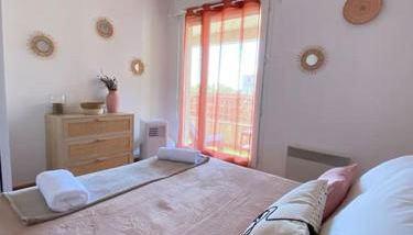 Cocon aux portes du centre ville avec terrasse - Photo 3