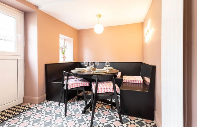 Host Stay Bankfoot Cottage - Photo 9