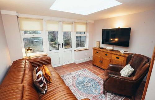 A Lovely Family Cottage in Belper - Photo 11