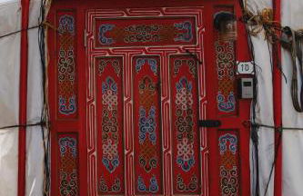 Mongolian yurt at a nature retreat - Foto 35