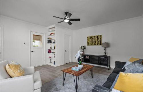 Fully Furnished 1-Bedroom - Foto 19