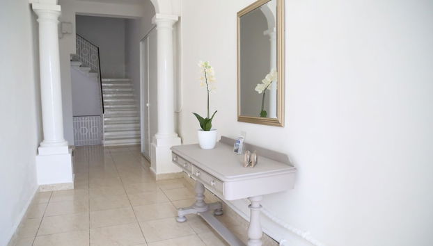 Entrada (vista interior)