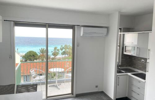 STUDIO EN FACE DE LA PLAGE AVEC une VUE FANTASTIQUE ! - Foto 1