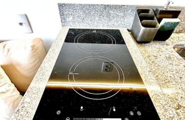 Moema URBAN Heaven - Piscina - Prox Metro - Prox Sh Ibirapuera - Cama Queen - Internet 500mbps - Ar cond - Cozinha completa - Academia - Churrasqueira - Foto 48