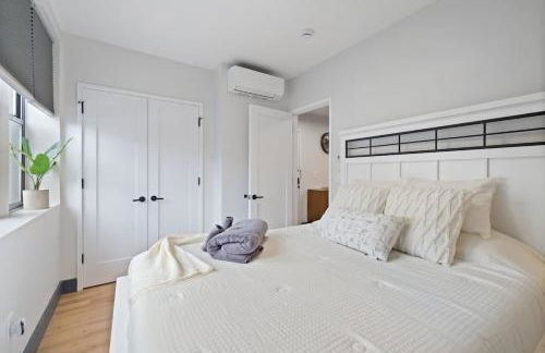 Luxury Brand New 3BED Gem 20 Minutes to NYC - Photo 31
