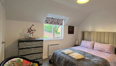 Stylish Highland Home - Photo 5