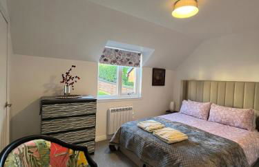 Stylish Highland Home - Photo 5