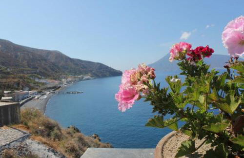 NerOssidiana sul mare di Lipari - Foto 23