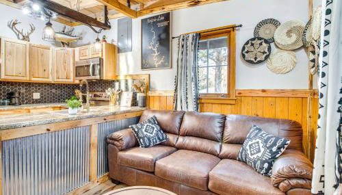 Serene and Cozy Studio Cabin Walk to Norfork Lake! - Foto 5