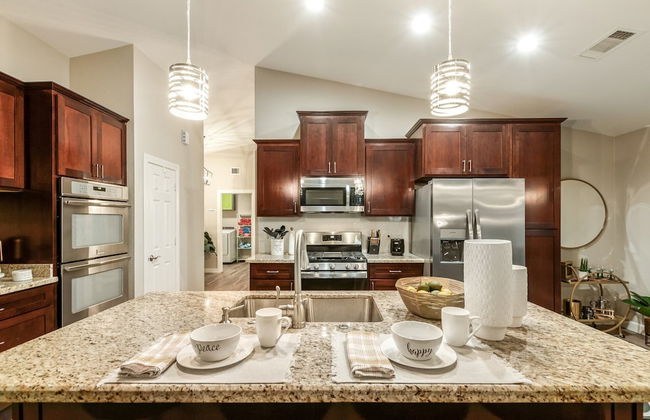 The Golden Cactus Phoenix - Photo 11