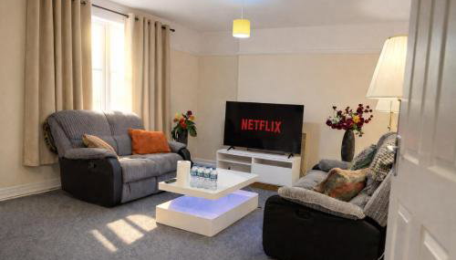 Contractors Residence - Long Stay DISC0UNT- Private Parking - Central Location - Fast Wifi - Foto 3