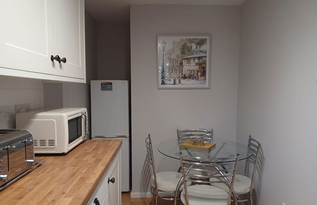 White Door Malt-Huku Kwetu (Dunstable) - Foto 17