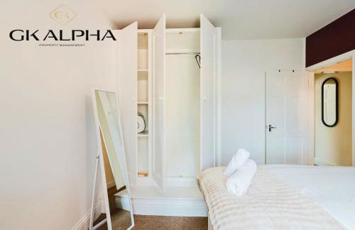 LONG STAY DEALS - 3 Bedroom Home Peterborough With Free Parking and Ultra Fast Wi-Fi Perfect for Work Stays and Vacations - Foto 23