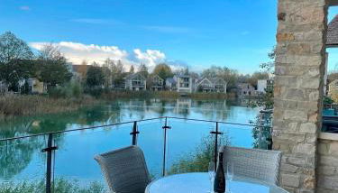 Coopers Lodge Luxury Lakefront Home Pool Spa - Foto 2, Other