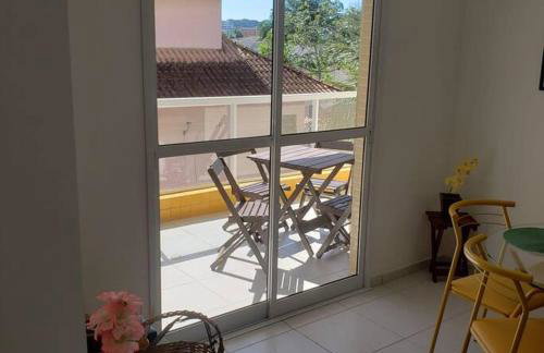 Apto no Jd Indaiá com piscina a 300m da praia - Foto 5