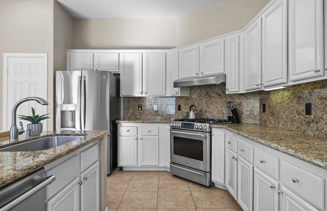 La Quinta Desert Haven Luxe Stay w/ Private Pool, Hot Tub, Pool Table - Foto 17