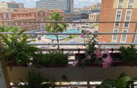 Centrally located and modern apartment - Photo 9