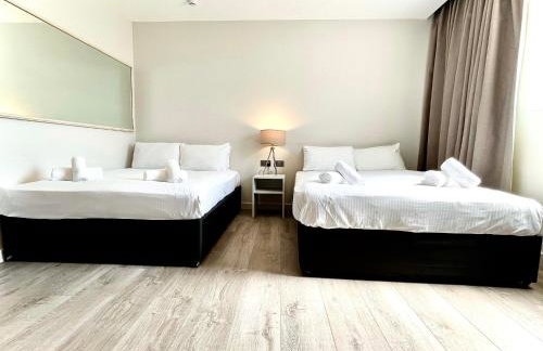 Axiom Park Hotel - Photo 94