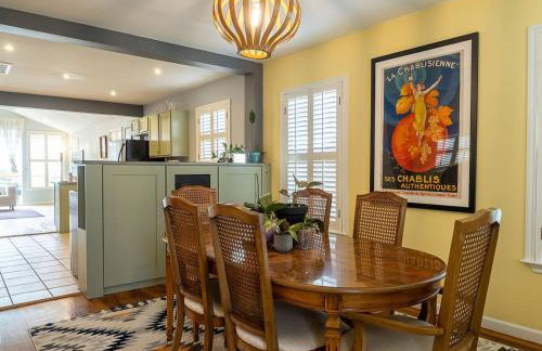 East ATX 3BR 2BA, Patio and Fire Pit Mins to Downtown by Austin Vacay - Foto 12