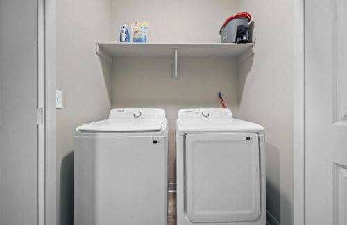 IRIE Living Refresh Kg 2Bd Gym Pool BRAND NEW - Foto 15