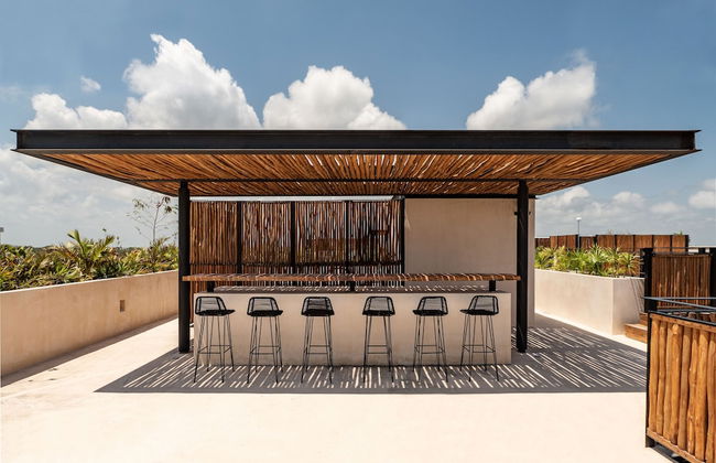 Two Bedroom Luxury Apartment by TuLuna - Photo 38