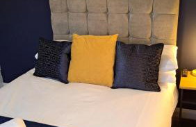 The Heart - Cosy 3 bedroom house with double driveway and Garden in Manchester - Foto 79