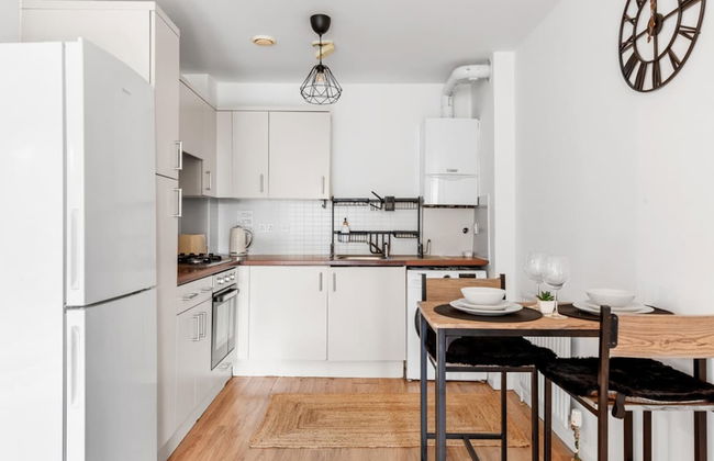 Modern 2-bed Apartment in Stratford - Foto 7