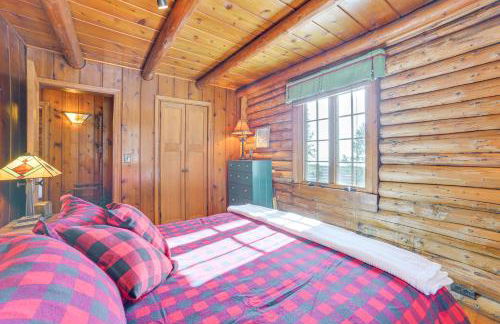 Steps to Lake Huron! Family Outdoorsy Getaway - Foto 18