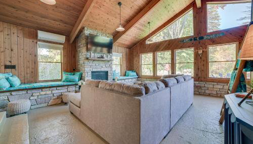 Lakefront Kalkaska Cottage with Fire Pit! - Foto 4