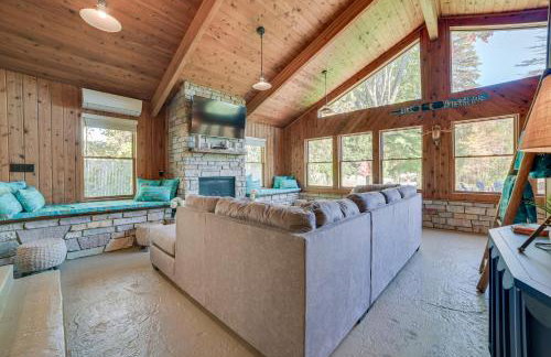 Lakefront Kalkaska Cottage with Fire Pit! - Foto 4