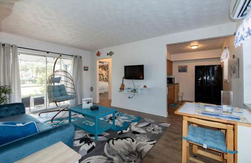 1BR Steps From Beach Heart of Cocoa Beach - Foto 9