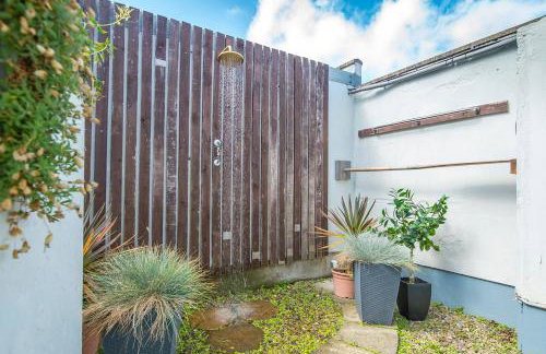 Robin Hill - Photo 28