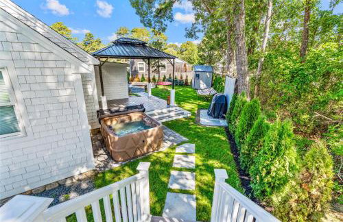 Dennis Port House BeachHot Tub & Fire Pit Fun - Photo 7