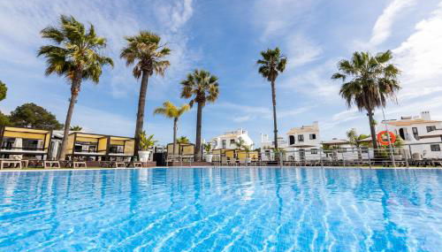 Apartamentos Honorio - Pool and Garden - Foto 3