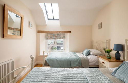 Webbington Farm Holiday Cottages - Foto 86