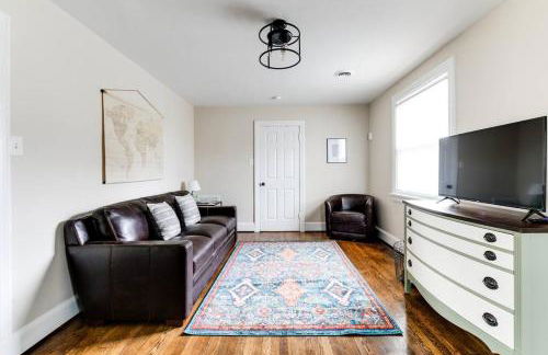 RVA Cottage Cozy & Spacious Near Downtown - Foto 1