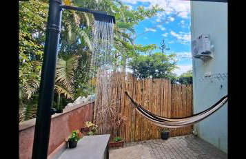 Casa 100m da praia com piscina, ar cond e churrasqueira - Photo 2