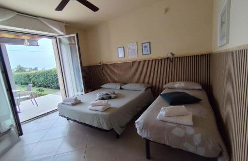 Casa con ampio terrazzo, vista lago e giardino - Foto 65