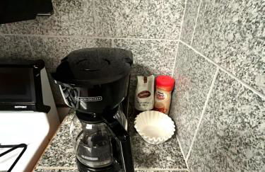 Downtown 1BR Stay Walk to Cafes & Parks - Foto 34