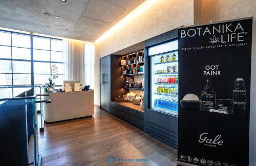 Apartment in New Luxury Condo in Downtown - Photo 40
