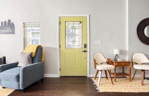 Chic 3BR Home with Fire Pit-Private Yard-Family Friendly - Foto 48