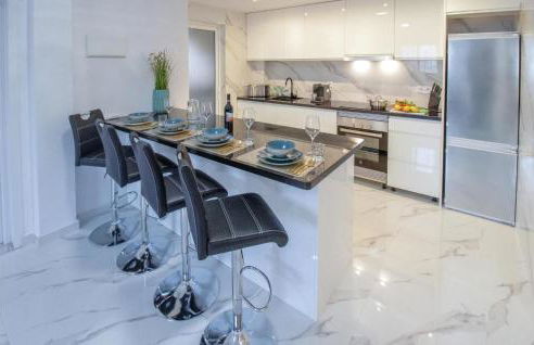 4 Bedroom Lovely Home In Orihuela Costa - Foto 13