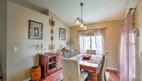 Lakefront Brandon Home with Patio and Screened Lanai! - Foto 5