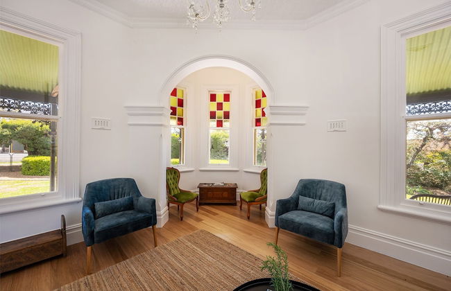 'Lauralla' by Your Innkeeper Mudgee - Photo 14