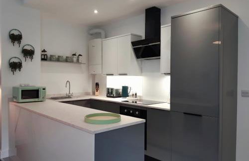 No's 7 and 8 Llewelyn Apartments - Photo 5