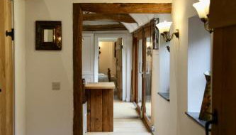 Cotswolds Grade II Listed Barn & underfloor heating - Foto 4