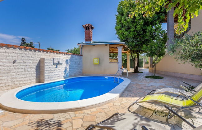 Holiday Home in Vodnjan With Private Pool - Foto 19