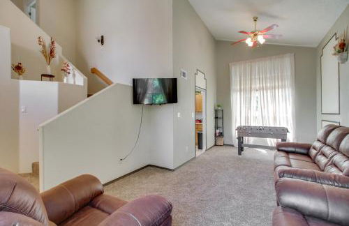 Explore ABQ and Rancho Rio Family Home with Patios! - Foto 5