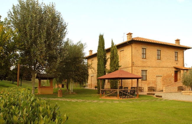 La Contea - Photo 18