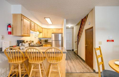 3 Mi to Winter Park Slopes! Unit with Pool and Hot Tub - Foto 6